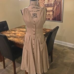 Vintage Beautiful Calvin Klein Striped Midi Dress